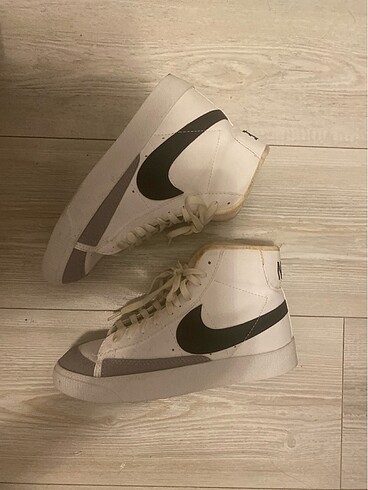 Nike Blazer
