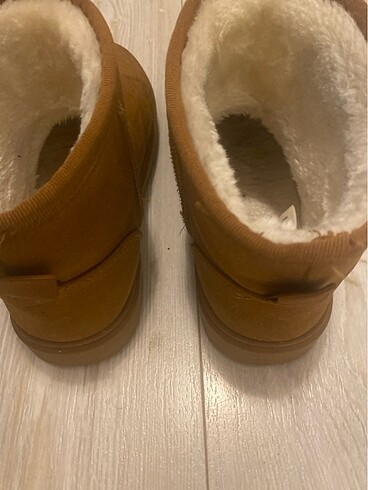 36 Beden Mini Ugg