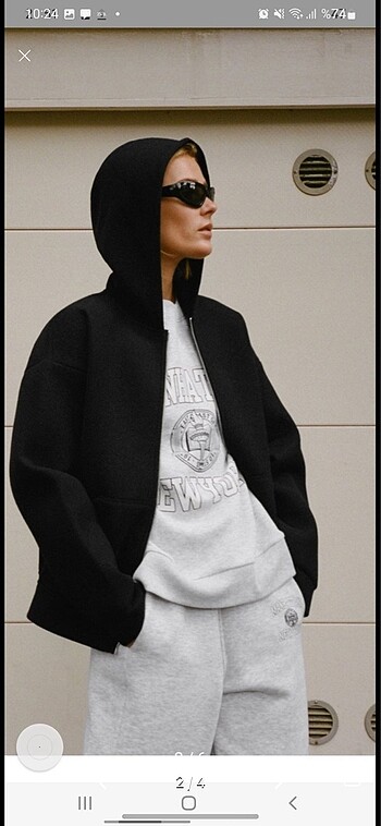 Zara Sweatshir