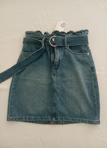 H&m 32 beden etiketli kot etek