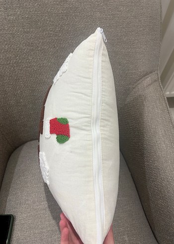 Diğer Nakışlı Beyaz Renkli Yastık Kılıfı