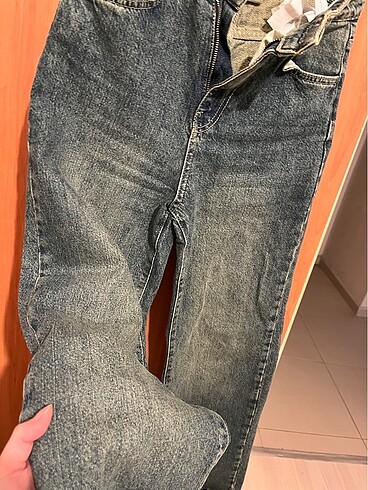 32 Beden Stradivarius Pantolon