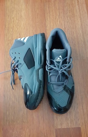 Sıfır Adidas Spor ayakkabı 43 numara 