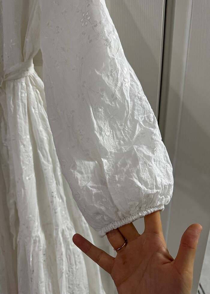 Beyaz elbise - Görsel 3