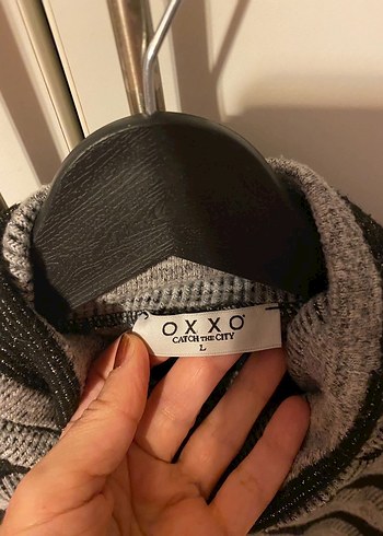 oxxo Kadın Gri Çizgili Boğazlı Triko Kazak