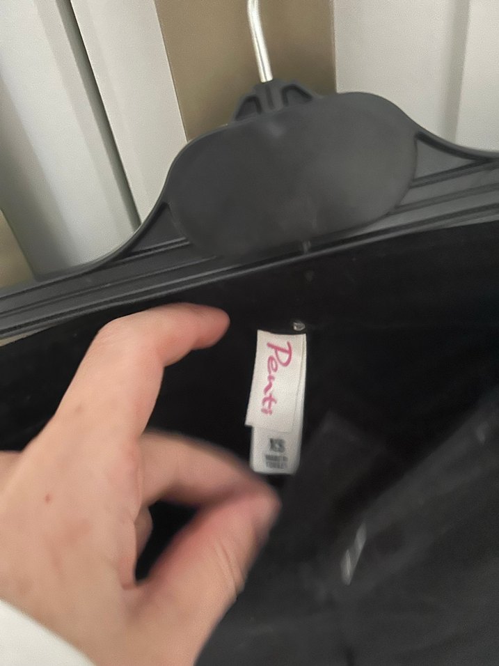 Siyah Tokalı Dar Kesim Kot Pantolon - Görsel 2