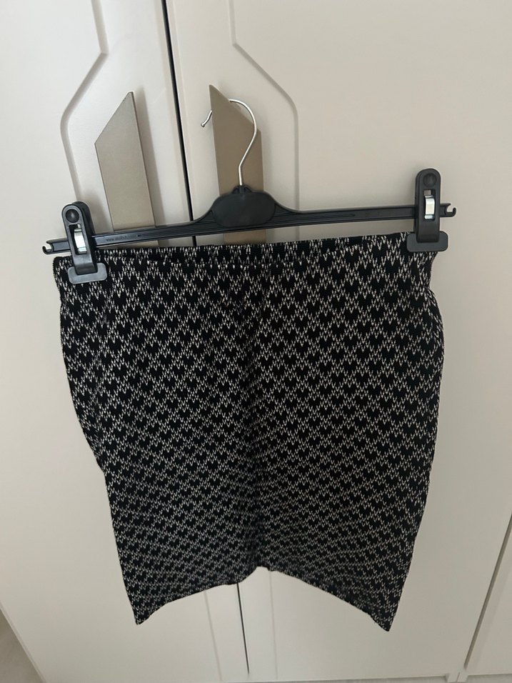 Kadın Siyah Mini Etek - Görsel 2