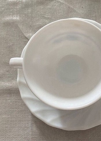 Gri Çiçek Desenli Beyaz Porselen Fincan ve Tabağı - Görsel 6