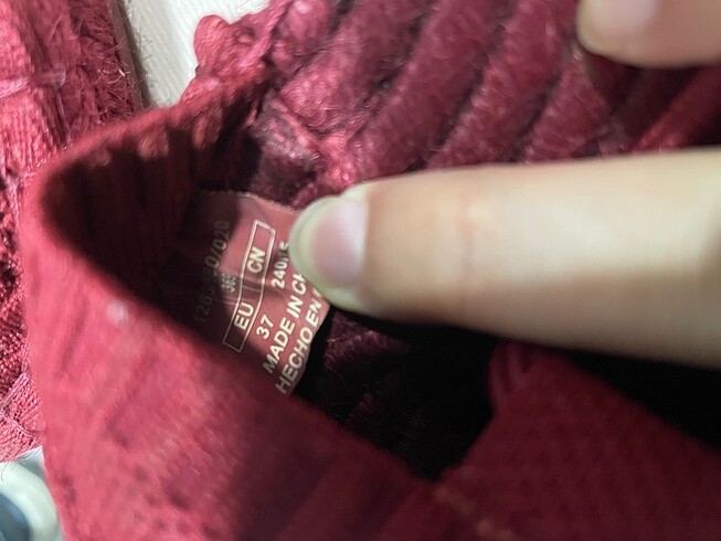 37 Beden bordo Renk Oysho bordo/kırmızı bağcıklı sandalet