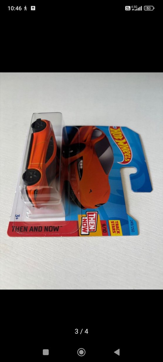 Kırmızı Tesla Roadster Oyuncak Araba - Görsel 3