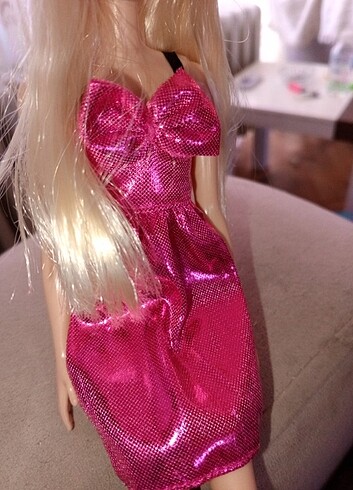  Beden Renk Barbie 200 elbise 75 gözlük 20 tl