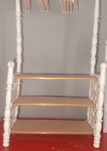 Beyaz barbie askı RAF Üç Basamaklı Platform