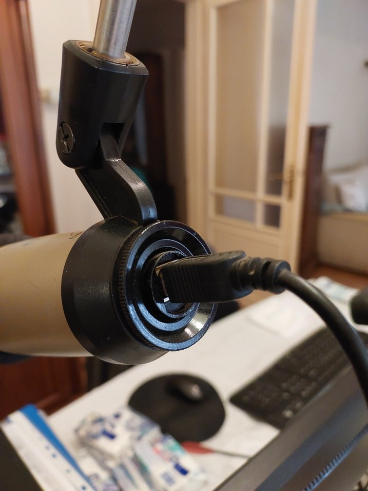 Behringer C-1U Mikrofon ve Ayarlanabilir Masaüstü Standı - Görsel 3