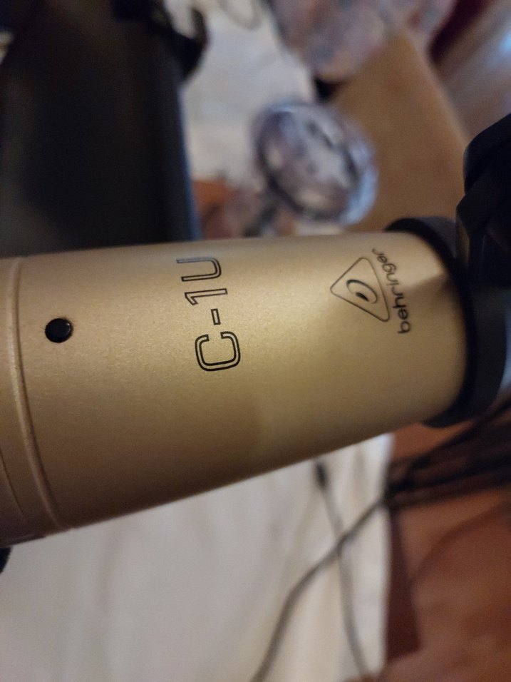 Behringer C-1U Mikrofon ve Ayarlanabilir Masaüstü Standı - Görsel 2