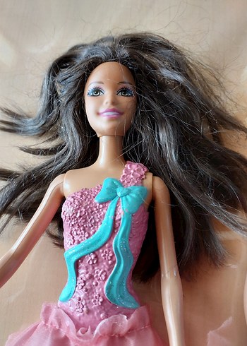 Barbie Pastel Pembe Elbiseli Üç Bebek
