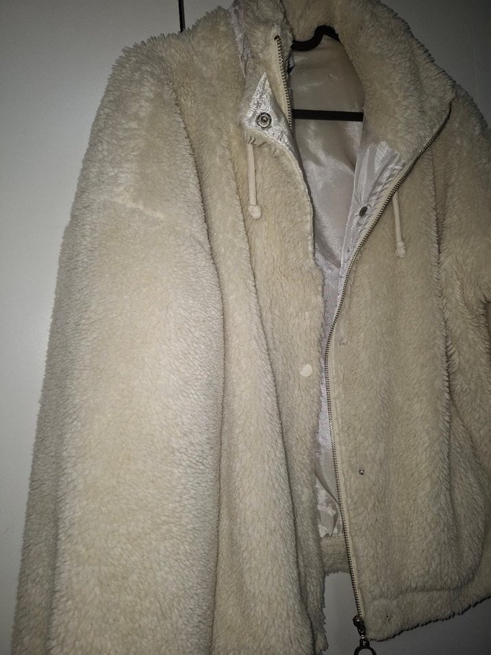 Bej peluş mont - Görsel 3