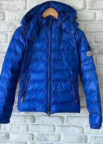 Moncler xs