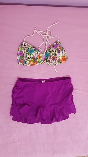 Etekli bikini takımı