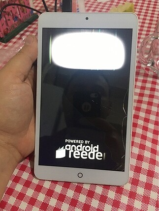 Reeder Tablet
