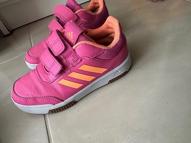 Adidas kız çocuk ayakkabısı