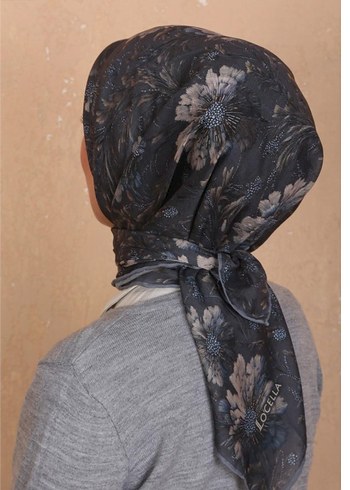 Gri Desenli Kadın EŞARP - Görsel 3