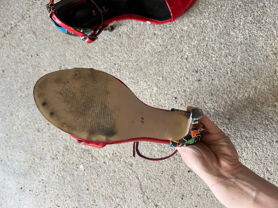 Kırmızı Rugan Tokalı İnce Topuklu Kadın Ayakkabı - Görsel 4