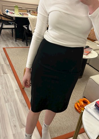 Kadın Siyah Midi Kalem Etek - Görsel 2