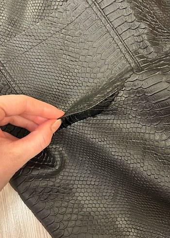 Siyah Yılan Derisi Desenli Deri Pantolon - Görsel 9