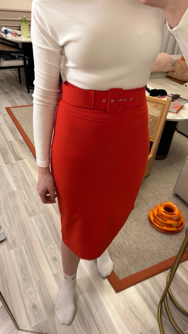 Kırmızı Beli Kemerli Kalem Etek - Görsel 2