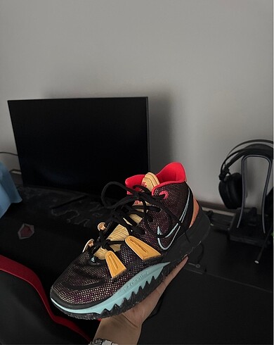 nike kyrıe 7
