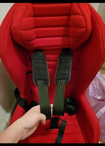 Chicco 40 kg kadar isofixli