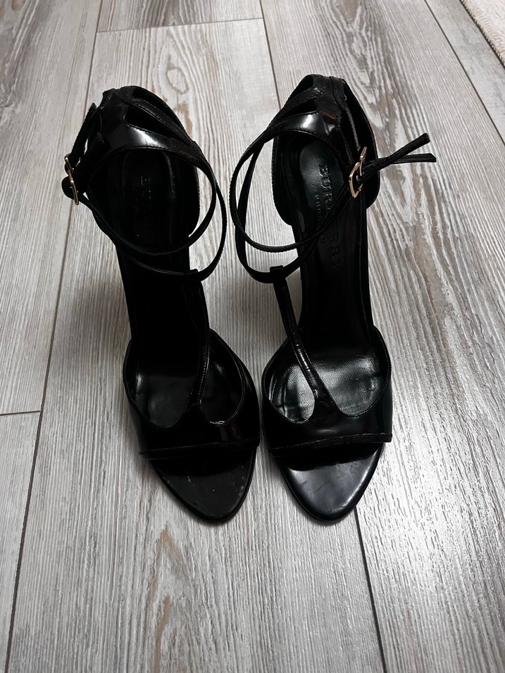 Siyah Gotik Stiletto Topuklu Kadın Ayakkabı - Görsel 4