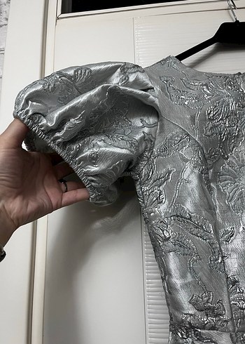 Gri Nakışlı Kısa Abiye Elbise - Görsel 4