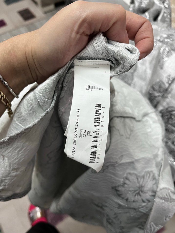 Gri Nakışlı Kısa Abiye Elbise - Görsel 3