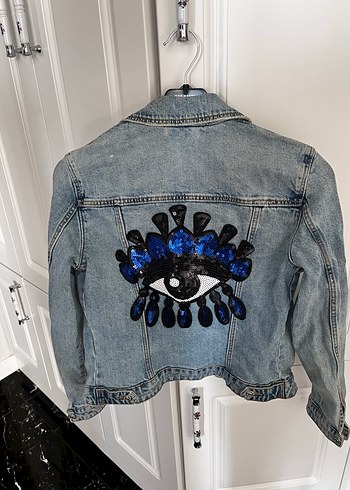 Zara Düğmeli Nakışlı Kadın Kot Ceket - Görsel 4