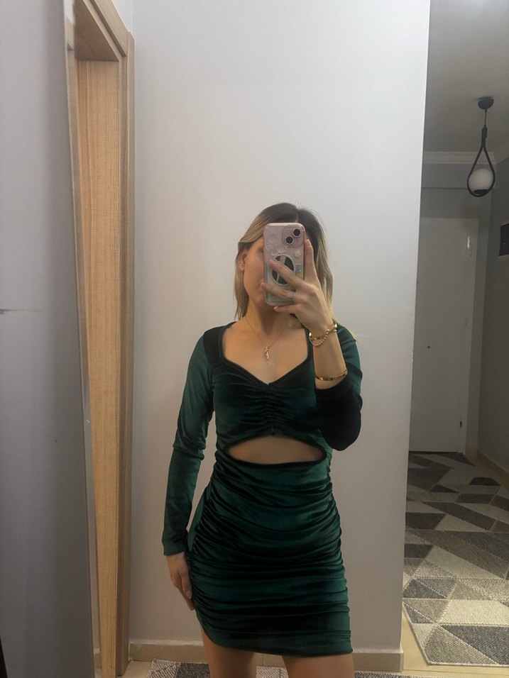 Süet Kumaşlı Yeşil Mini Elbise - Görsel 3