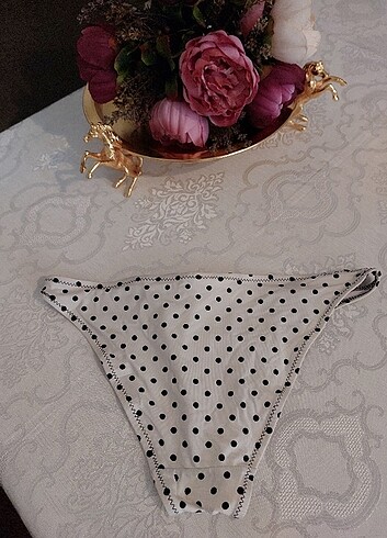 Diğer Bikini altı