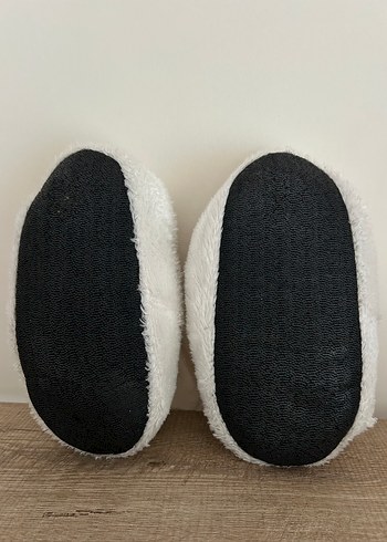 Kızlar İçin Beyaz Peluş Tavşan Ev Terliği - Görsel 5