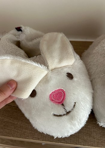Kızlar İçin Beyaz Peluş Tavşan Ev Terliği - Görsel 2