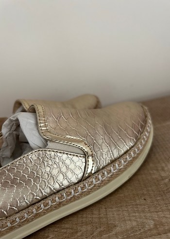 Kadın Altın Yılan Derisi Desenli Dolgu Topuk Espadril - Görsel 9