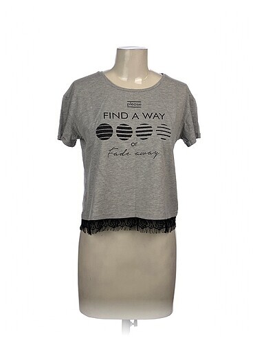 Colin's T-shirt %70 İndirimli.
