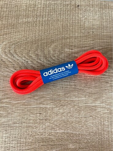 Adidas orijinal ayakkabı bağcığı