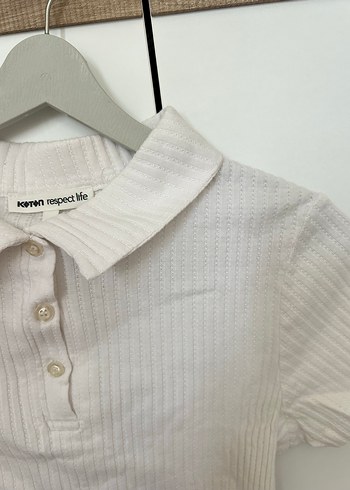 Kız Çocuk Beyaz Düğmeli Polo crop Tişört - Görsel 4