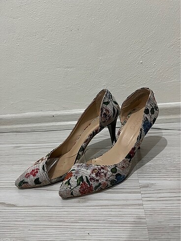 oxxo Çiçek Desenli Topuklu Ayakkabı Stiletto