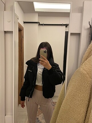 BERSHKA SİYAH MONT