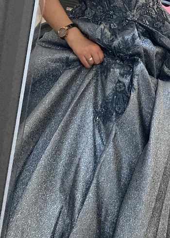 Gri V Yaka Modern Klasik Uzun Abiye - Görsel 4