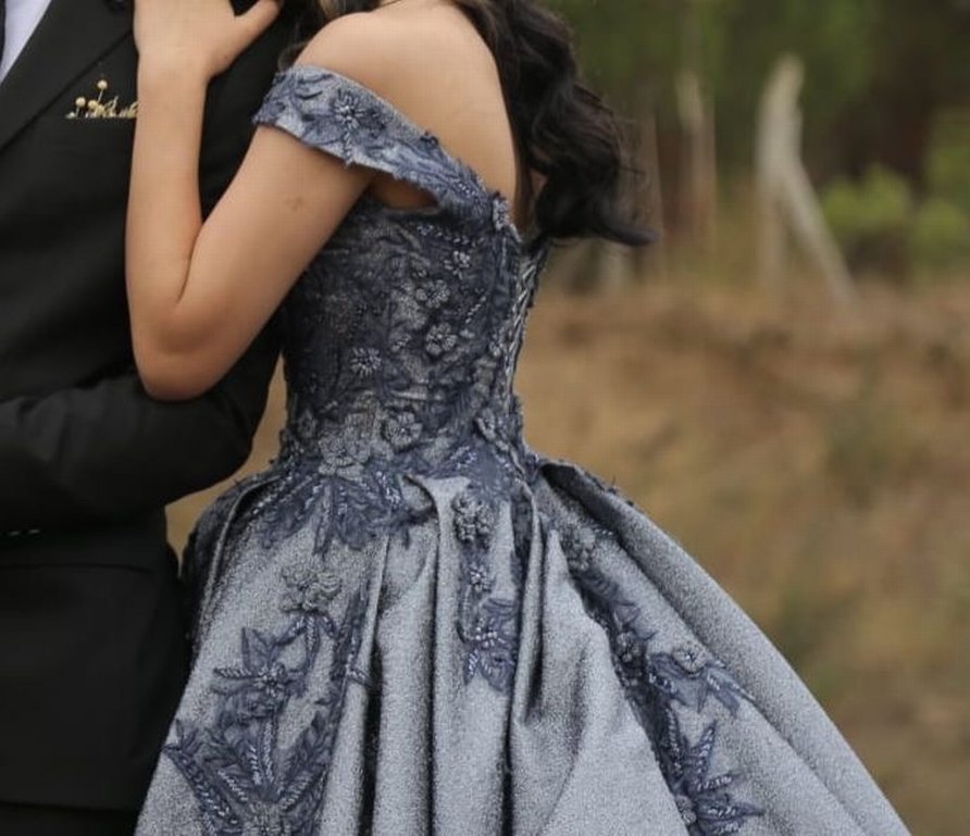 Gri V Yaka Modern Klasik Uzun Abiye - Görsel 5