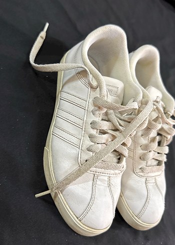 Adidas Beyaz Minimalist Kadın Spor Ayakkabı