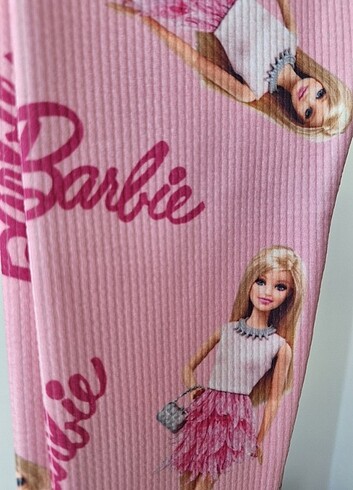 7 Yaş Beden Barbie Baskılı Sardonlu Kız Çocuk Tayt