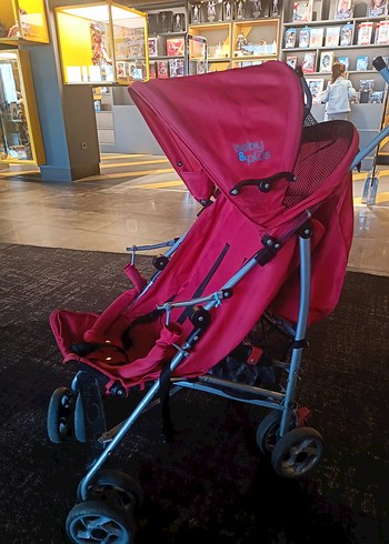 Koyu Kırmızı Bebek Arabası